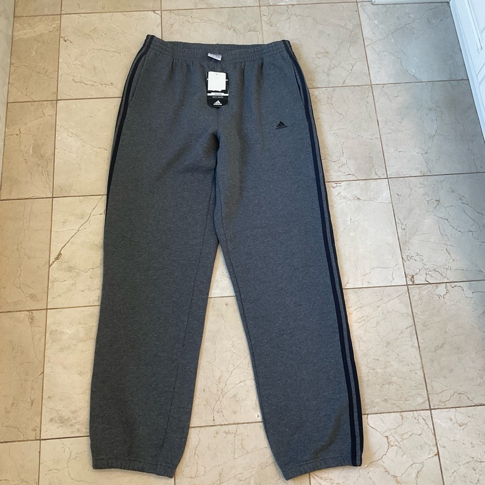 Adidas Sweat Pants NWT, grey with black leg stripes, fleece, Men’s Sz XL - Picture 5 of 12